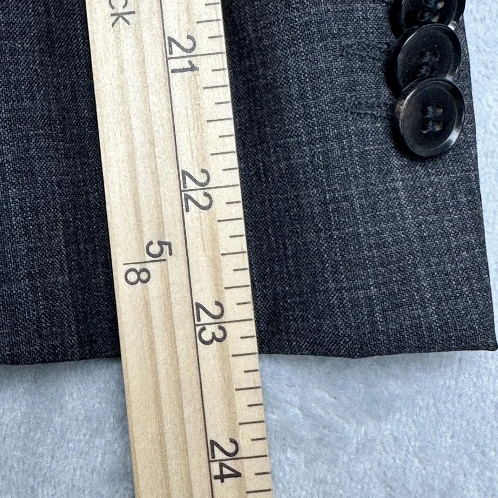 Hugo Boss Blazer Mens 38 Short Gray Wool Check Two Button Sport Coat Jacket‎